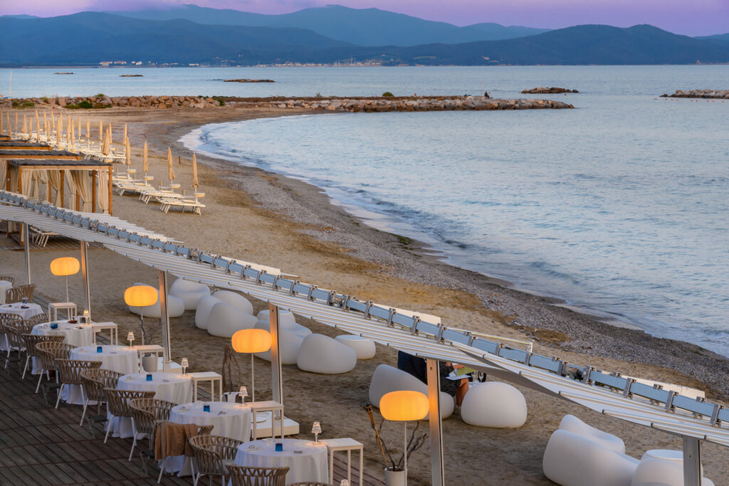 riviera-ristorante-sulla-spiaggia-toscana
